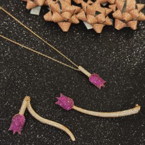 Elegant Tulip Blossom Jewelry Set